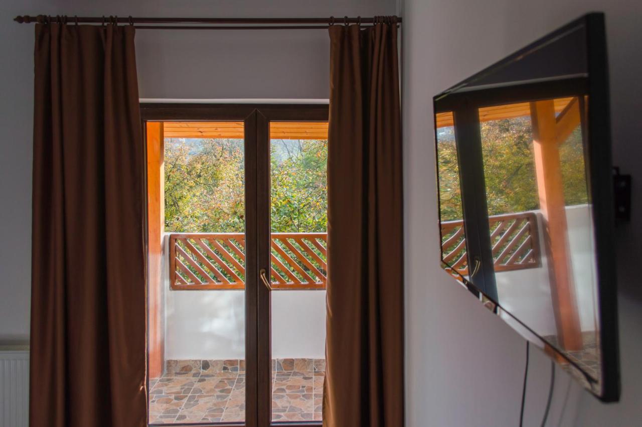 Pensiune Casa Ampeia Alba Iulia Exteriér fotografie